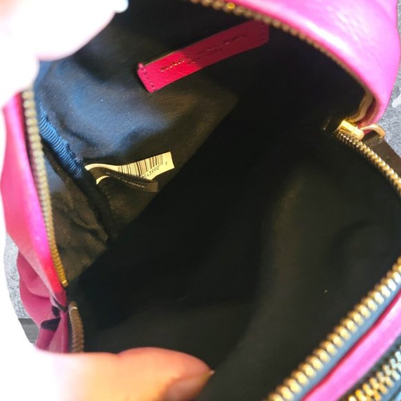 Marc Jacob fuchsia Pink Peddle Leather Two Ways Convertible Crossbody Backpack - Picture 10 of 16